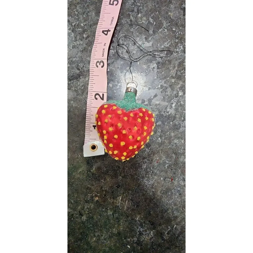 Unknown vintage strawberry